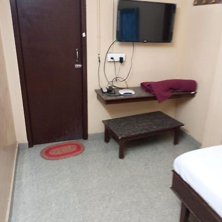 Sri Ambika Lodge Rajapalaiyam 外观 照片